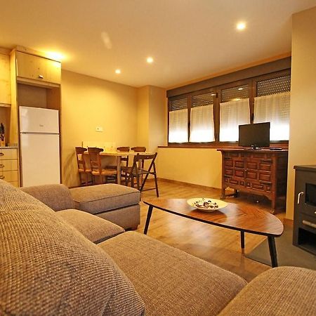 Snoe Apartamentos Mont Romies Plaza サラルデュ エクステリア 写真